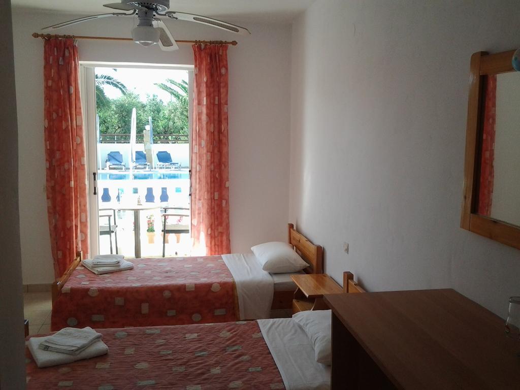 אליקאנאס Zantegarden Apartments חדר תמונה